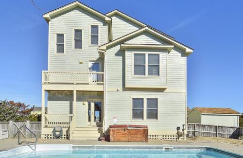 Whalehead Beach House | 1345 Sundancer 4 Min Walk to Beach