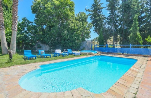 Montemayor House | 135 m² House ∙ 7 bedrooms ∙ 14 guests