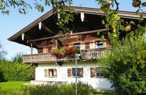 Kirchbichl House | 136 m² House ∙ 5 bedrooms ∙ 8 guests