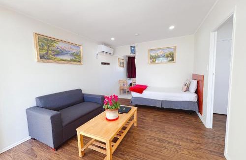 Papatoetoe Hotel | 136 St George Motel