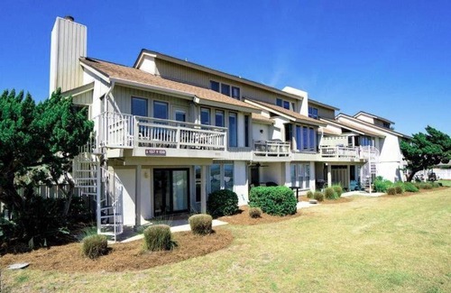 Saint Helena Island House | 137 Captain John Fripp Villa