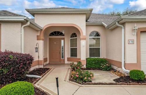 Lady Lake House | 138 Z2B VILLAGE OF VALLE VERDE by REMAX Premier