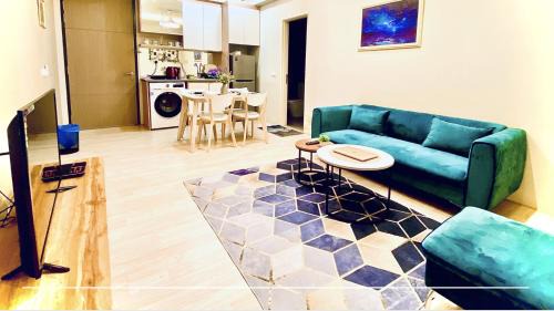 Bandar Tun Razak Apartment | 13A-Aurora Place- Pavilion