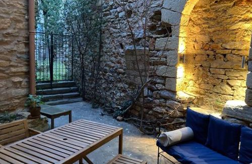 Faugeres House | 13th Century Stone House