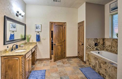Elmo House | 14-Acre Terrell Ranch Escape with Pool and Fire Pit!