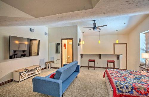 Elmo House | 14-Acre Terrell Ranch Escape with Pool and Fire Pit!