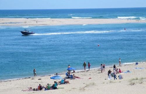 Chatham House | 14 Hallet Lane Chatham Cape Cod - - Sand Simeon