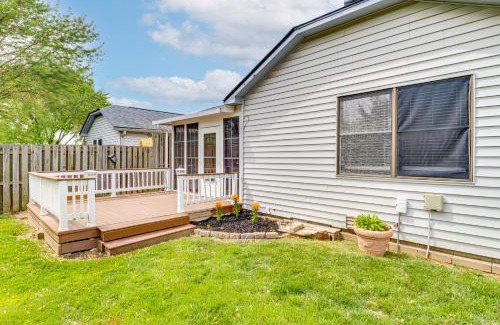 Greenwood House | 14 Mi to Dtwn Indy Family Gem with Yard