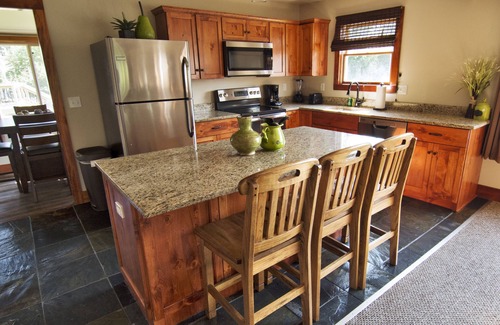 Lake George House | 14 Person House Steps From The Water!