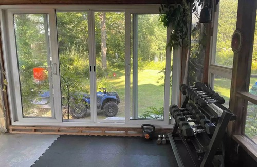 Carling Cottage | 140 Acre Secluded Cottage Retreat 2Br+1 in Muskoka