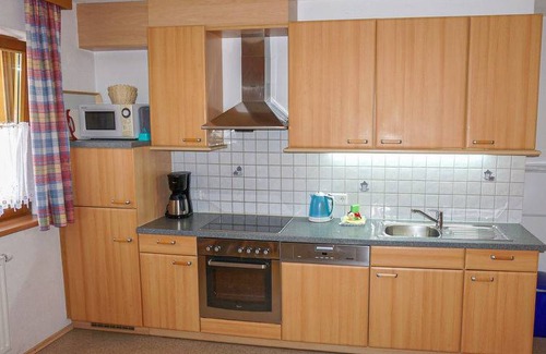 Pettneu am Arlberg Apartment | 140 m² Apartment ∙ 4 bedrooms ∙ 10 guests