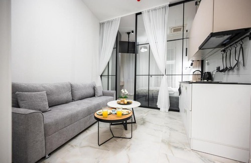 Old Town Apartment | 140 SQM Apartment with 4 units - GREAT FOR GROUPS