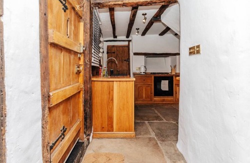 Henley-on-Thames Cottage | 1400Cottage – An enchanting unique stay