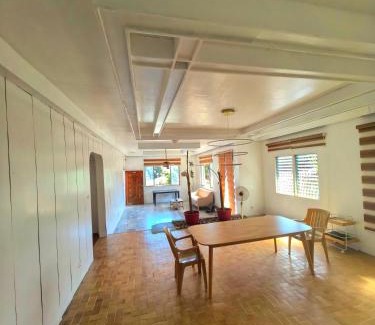 San Joaquin House | 141 Cata-an
