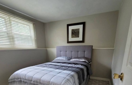 Weston Apartment | 1417 Weston Comforts: Ski Hill, Hospital and River with in minutes