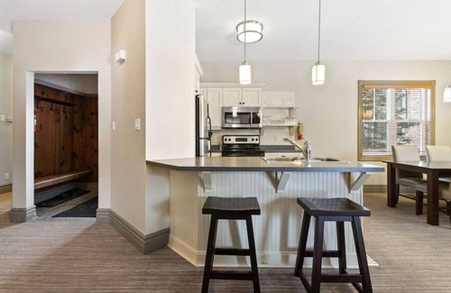 The Blue Mountains Apartment | 142 Snowbridge by Golf + Village