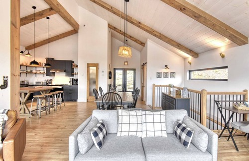 Nominingue Ski Chalet | 144 - Chalets du Cordon | Spa, Lake and Mountain
