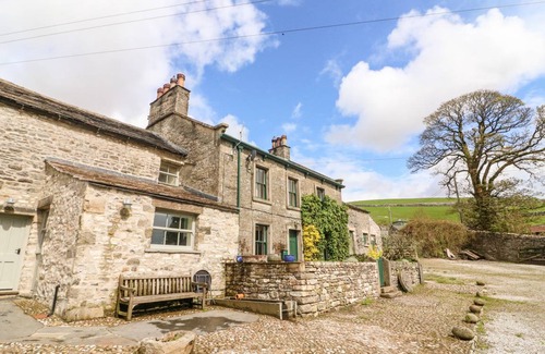 Settle Cottage | 145 m² Cottage ∙ 4 bedrooms ∙ 7 guests