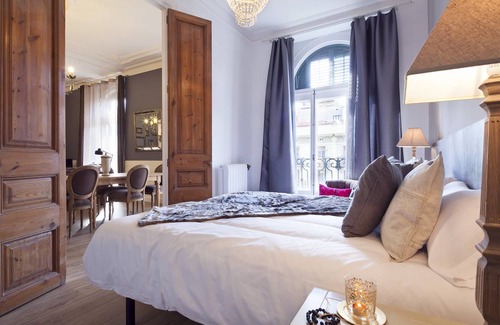 Eixample Apartment | 145 m² Apartment ∙ 3 bedrooms ∙ 9 guests