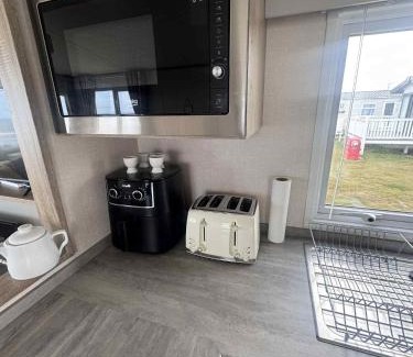 Skipsea House | 149 Northfield