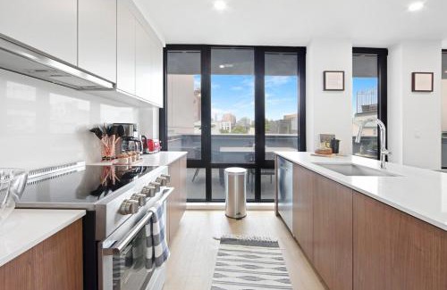 Greenpoint Apartment | 149BK-501 NEW Prime greenpoint 2BR WD in unit