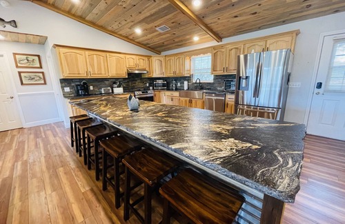 Mayo House | 15 ACRE RIVER FRONT CABIN HOUSE ON THE SUWANNEE, WITH SPRING WALKING DISTANCE