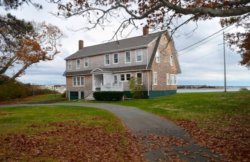 Silver Beach House | 15% discount for a 6 bedroom Capehouse on the beach!nWeek of June 21-28, 2025!