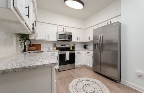 Baymeadows Condo | 15% Extended Stay Discount!