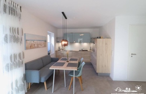 Landkirchen Apartment | 15 Ferienwohnung "inselschatz" mit Wallbox