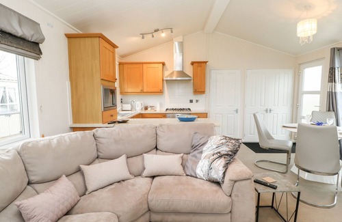 Welton Cottage | 15 HESKET CARAVAN PARK, pet friendly, with a garden in Armathwaite