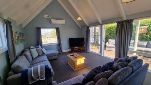 Hanmer Springs House | 15 Leamington Street