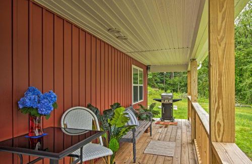 Brodheadsville House | 15 Mi to Camelback Resort! The Overlook Home