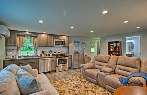 Brodheadsville House | 15 Mi to Camelback Resort! The Overlook Home