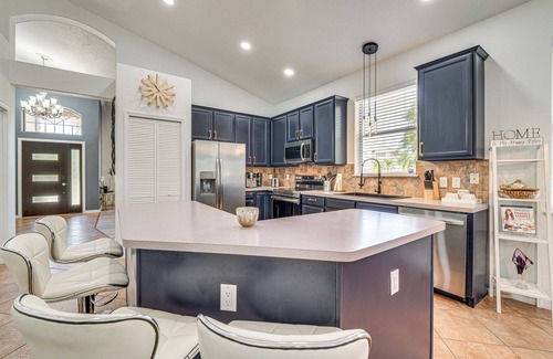 Kissimmee House | ~ 15 Mi to Disney: Waterfront Home w/Private Pool