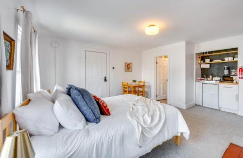 Waterbury Apartment | 15 Mi to Stowe Mountain Resort Main Street Studio
