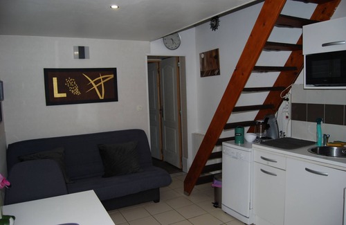 Dammartin-en-Goele House | 15 min from Roissy CDG Airport & 20 min from Parc Astérix, Small house on property