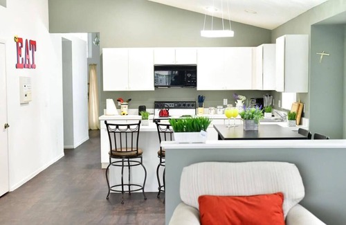 Lake Davenport Estates House | 15 min to Disney/Lakeview Home with Private Pool.