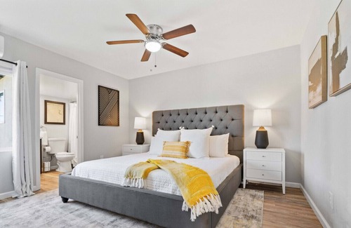 Fletcher Hills House | 15 min to SD! Air Conditioning and Game Room