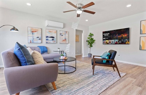 Fletcher Hills House | 15 min to SD! Air Conditioning and Game Room