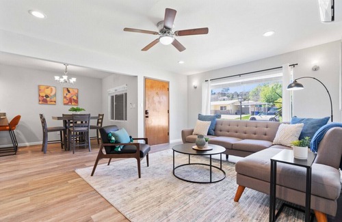 Fletcher Hills House | 15 min to SD! Air Conditioning and Game Room