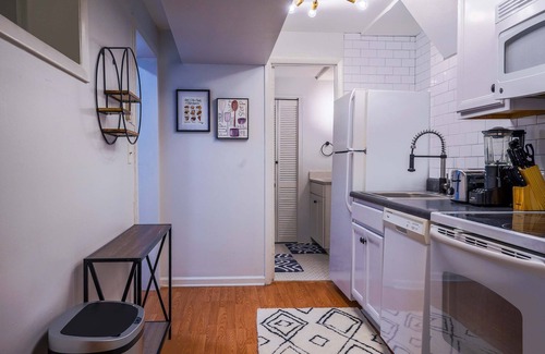 Hillwood House | 15 min to the Heart of Nash!