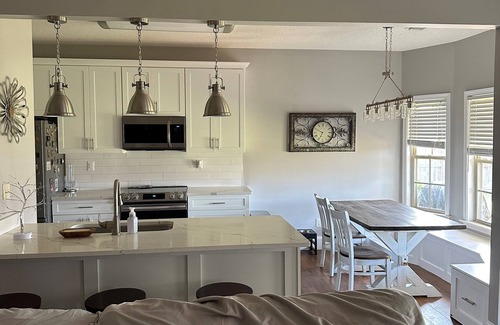 Northport House | 15 mins from downtown Tuscaloosa and University area in quiet safe neighborhood.