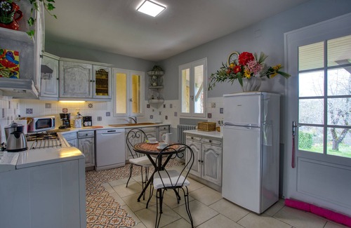 Tamnies House | 15 mins from Sarlat and caves comfortable cottage with swimming pool,