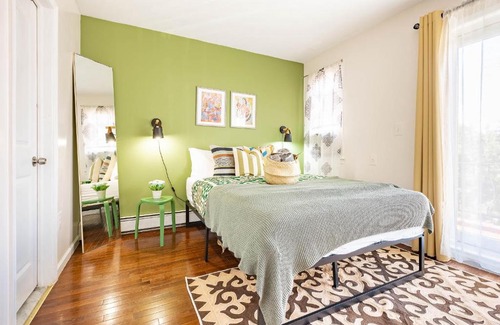 Bedford-Stuyvesant Apartment | 15 minutes from Manhattan, free street parking