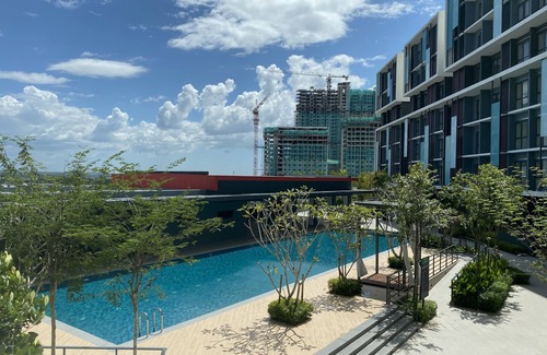 Kota Warisan Apartment | 15 minutes to KLIA Airport Sepang, The Miere Suites