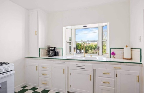 Ventura House | 15% Off Combo 3BR Home +1Br Casita -Stunning Views