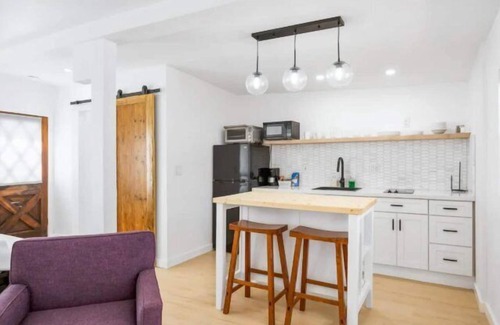 Ventura House | 15% Off Combo 3BR Home +1Br Casita -Stunning Views