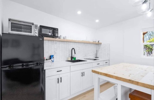 Ventura House | 15% Off Combo 3BR Home +1Br Casita -Stunning Views