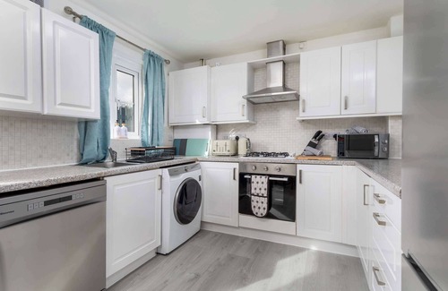 Sheffield House | 15%OFF | Perfect for Groups | 9 Single Beds