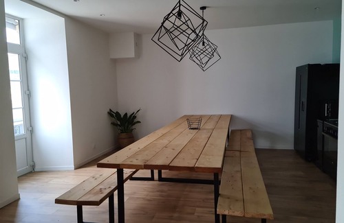 Bournezeau House | 15-person gîte with indoor/heated pool and spa